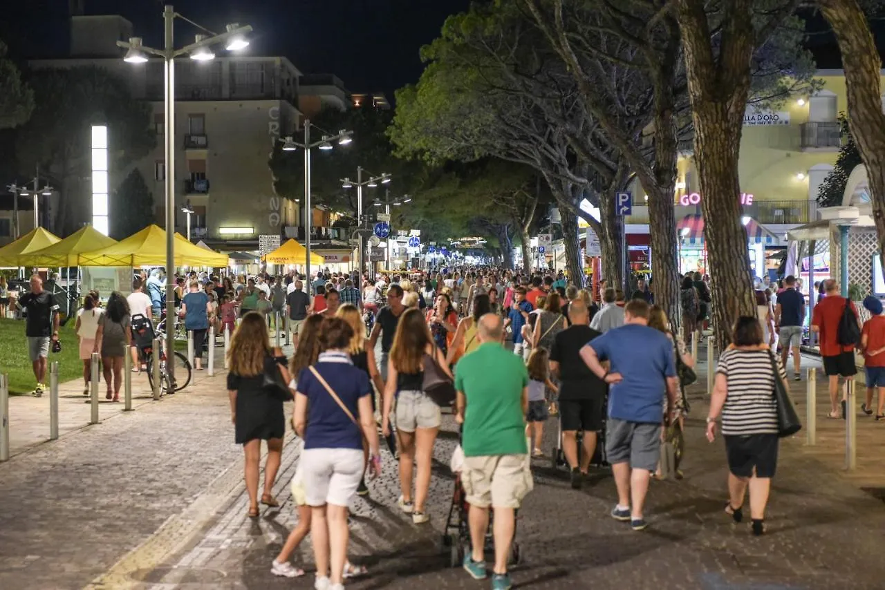 Domus Fiorita Apartamento Lido di Jesolo