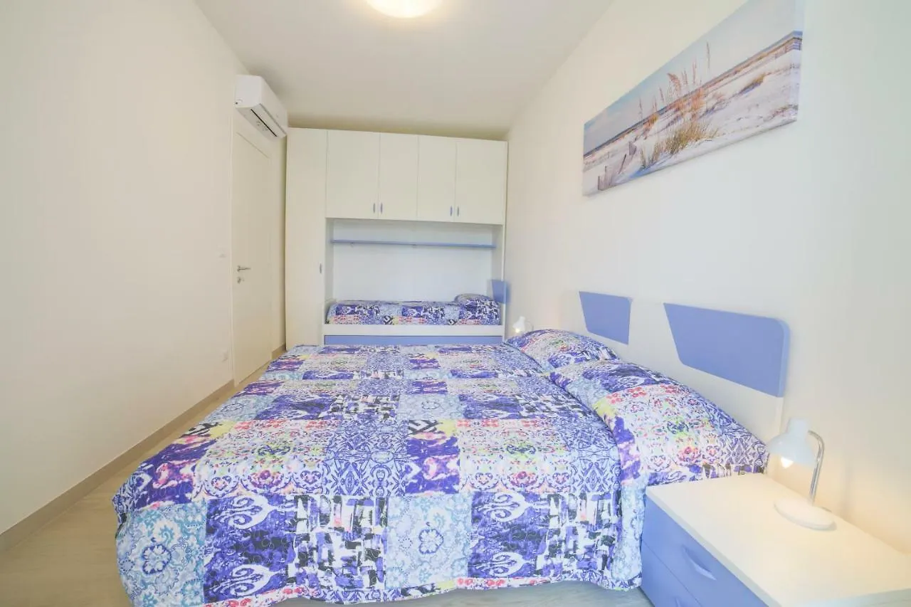 Apartament Domus Fiorita Lido di Jesolo 0*,